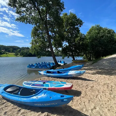 Stanica Modrak 酒店 *