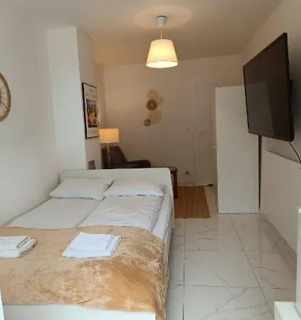 Stanica Modrak Reboszewo