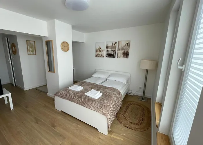 Stanica Modrak Reboszewo