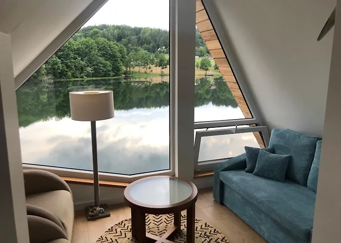 Stanica Modrak Hotel