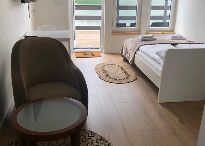 Hotel Stanica Modrak Reboszewo