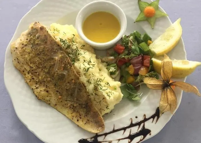 Stanica Modrak Hotel *