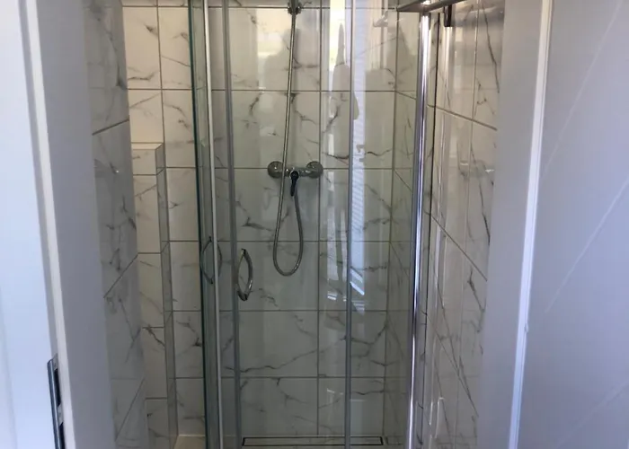 Hotel Stanica Modrak *